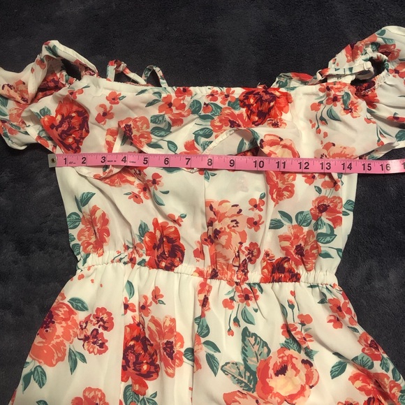 Floral Romper - Picture 4 of 5